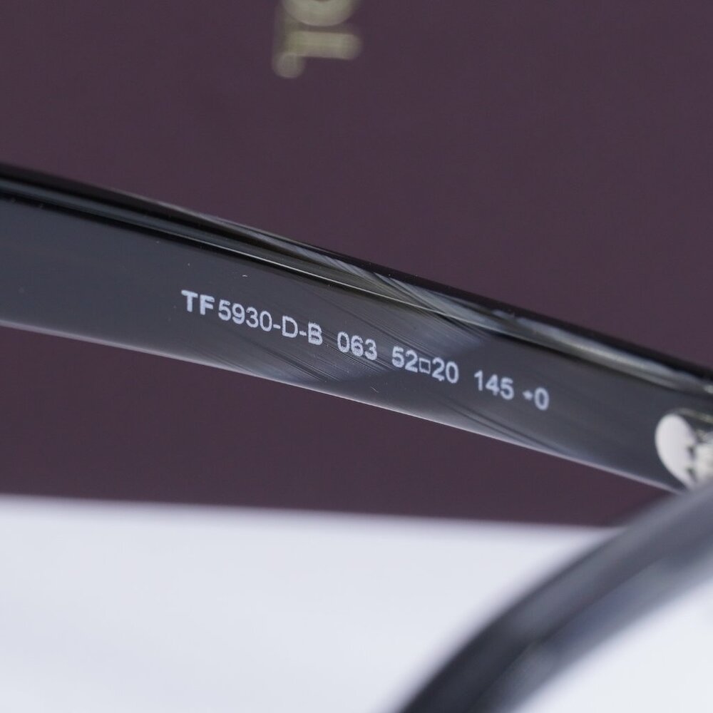 Tom Ford FT5930-D-B 063 Rectangle Eyeglasses 52mm - Black Horn /Blue Light Block - Picture 6 of 9